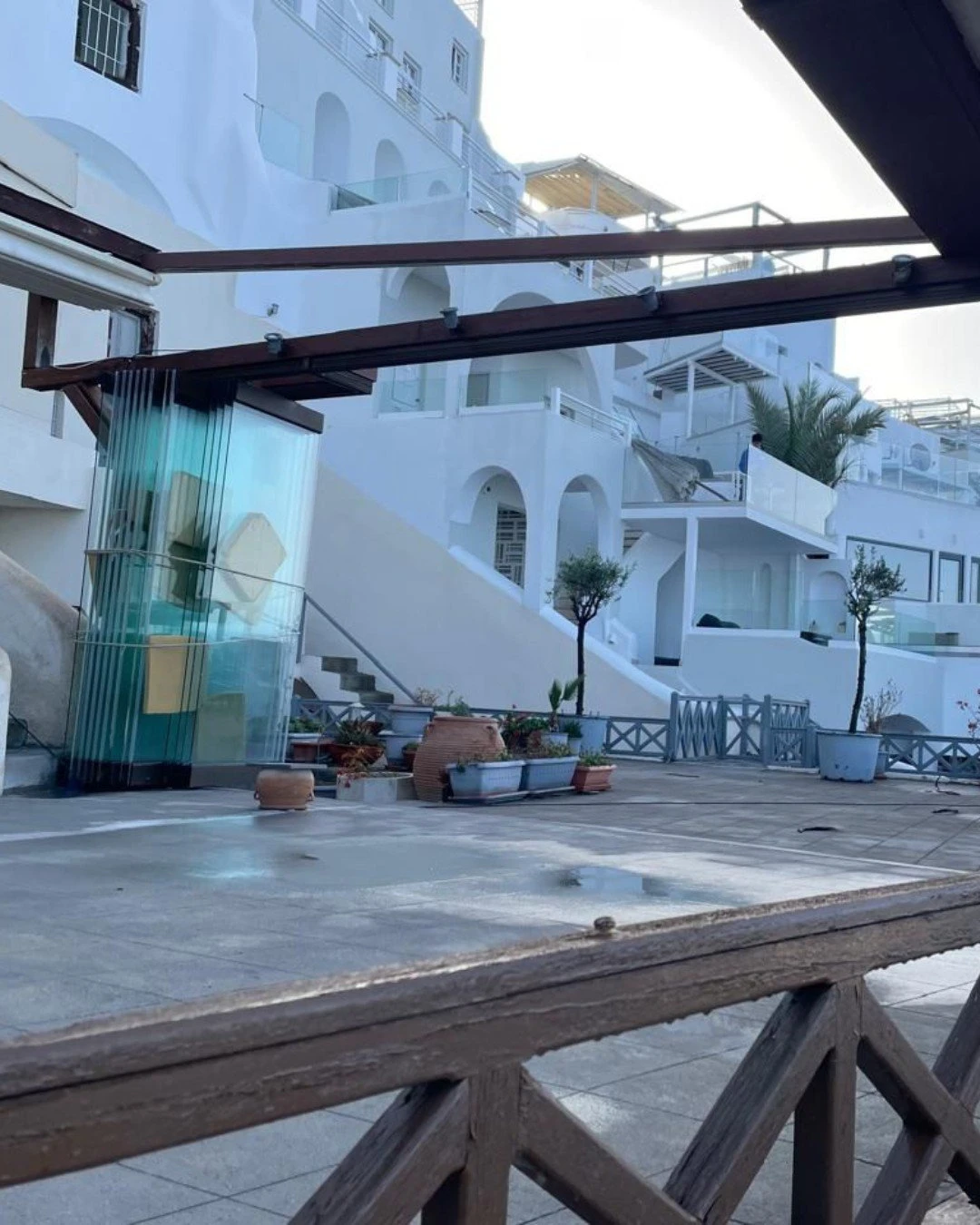 Άδειο το νησί μετά τη μαζική φυγή των κατοίκων