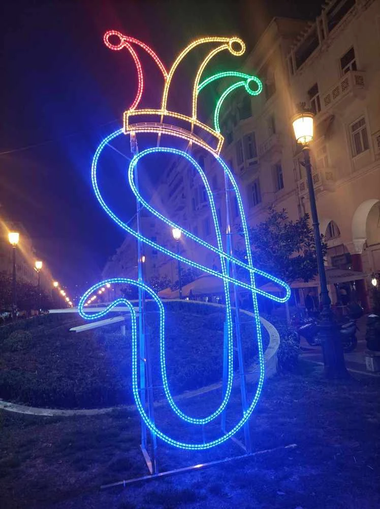 thessaloniki-apokriatikos-diakosmos3.jpg?v=0