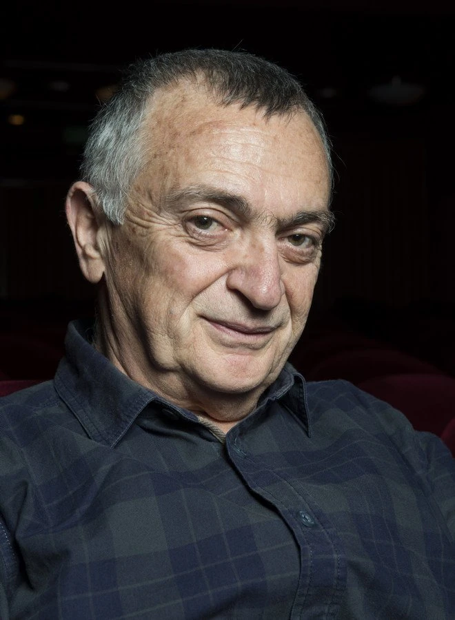 stavros-psillakis-director2.jpg
