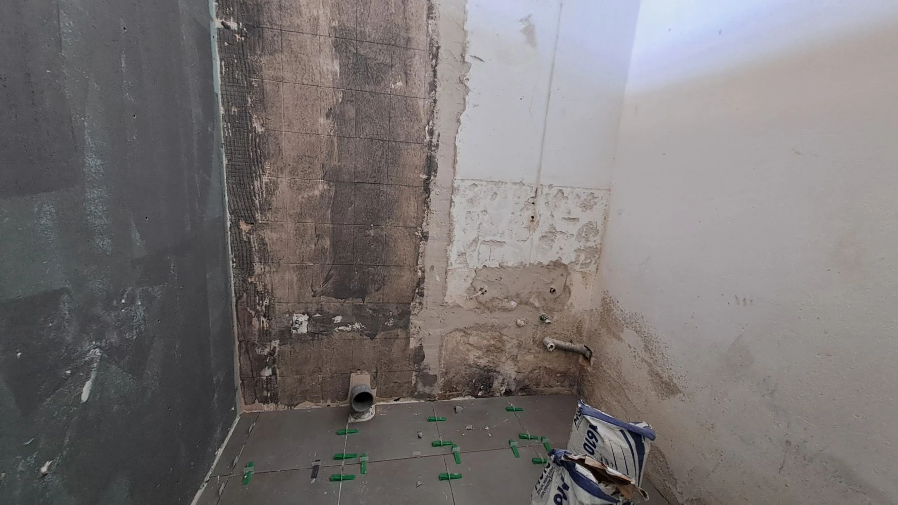 rabes-amea-wc.jpg?v=0