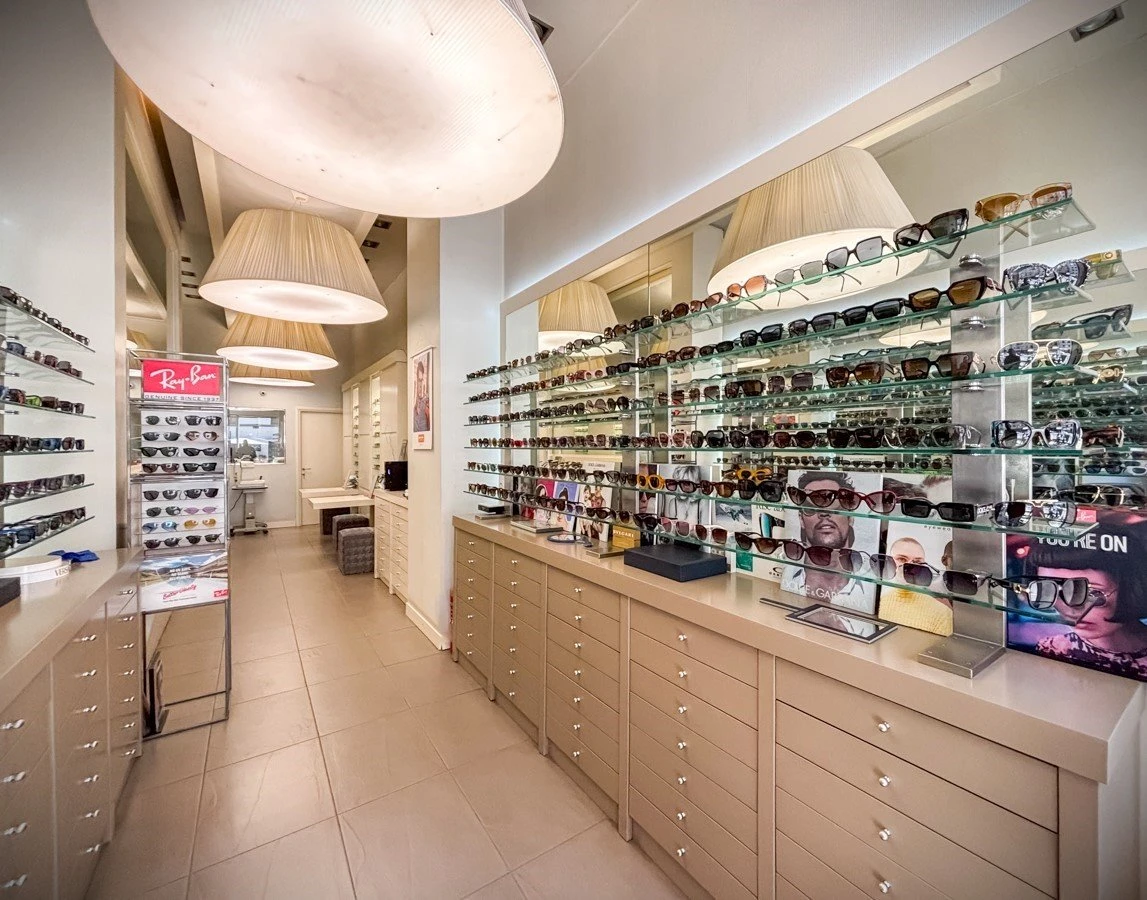 optikon-store11.jpg?v=0