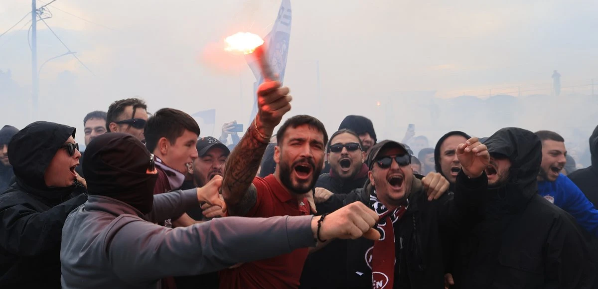 ypodoxi-ael-2.jpg
