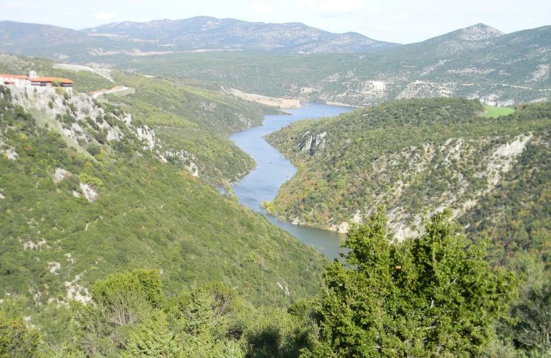 aliakmonas-agios-nikanoras1.jpg