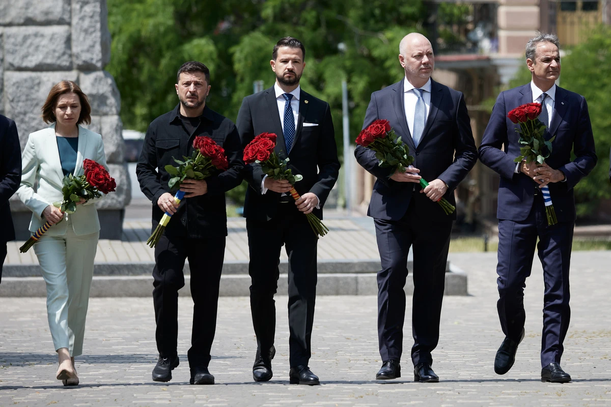 mitsotakis-odissos3.jpg?v=0