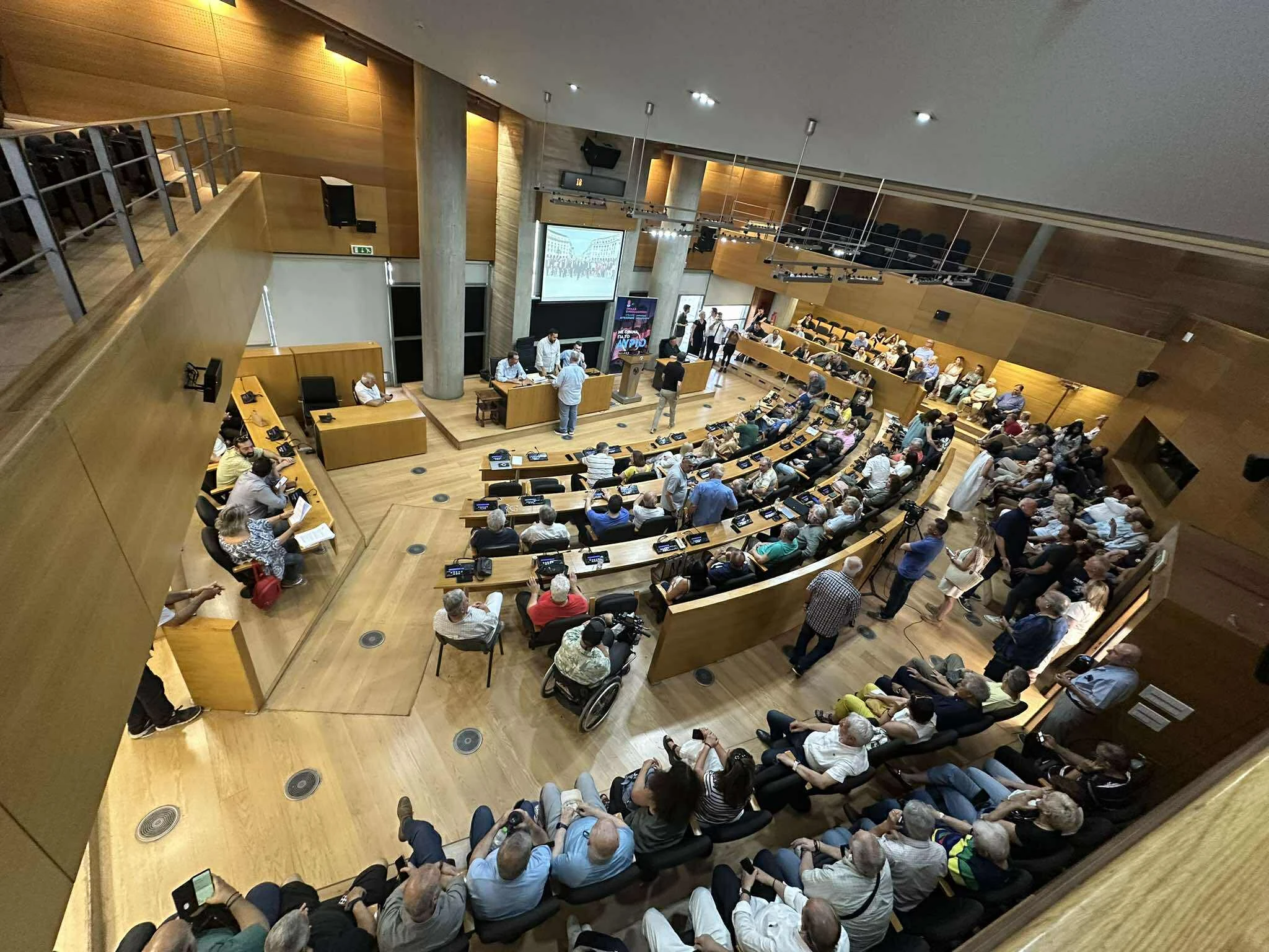 omada-aggeloudi-8.jpg?v=0