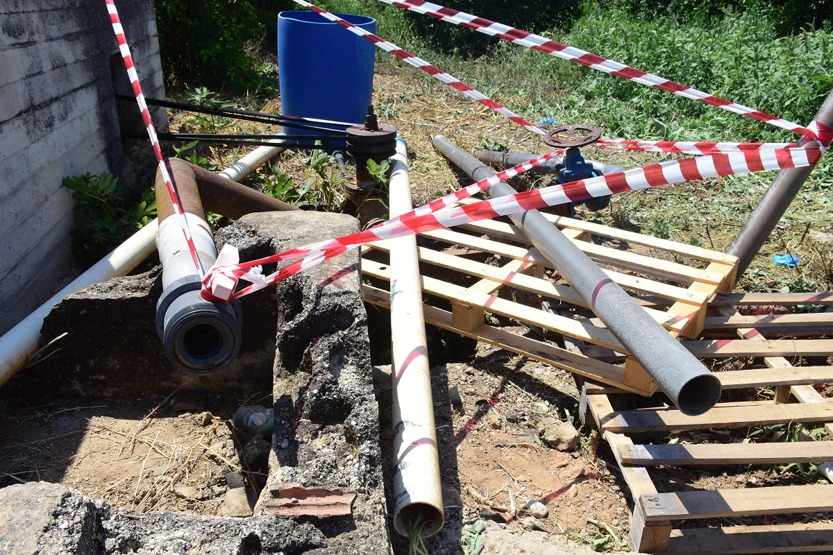 mikines-pigadi.jpg?v=0