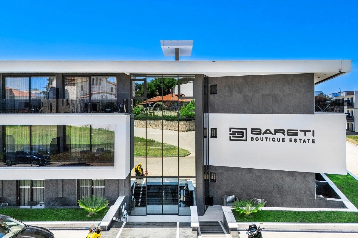 bareti-boutique-3.jpg?v=0