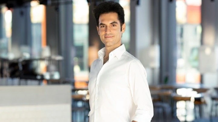 yannisassael.JPG?v=0