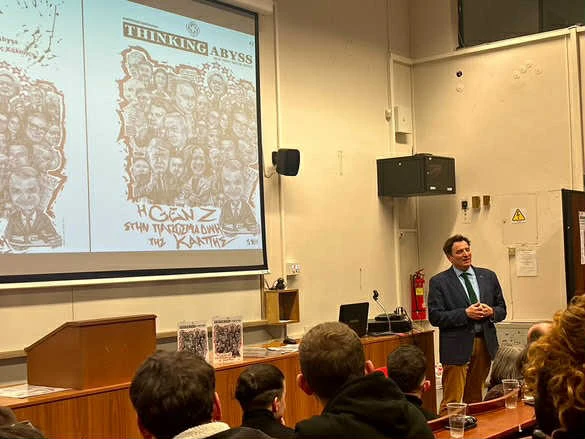 Νίκος&nbsp;Παναγιώτου,&nbsp;καθηγητής στο τμήμα Δημοσιογραφίας και ΜΜΕ του ΑΠΘ και διευθυντής του του «Εργαστηρίου Ειρηνευτικής Δημοσιογραφίας»
