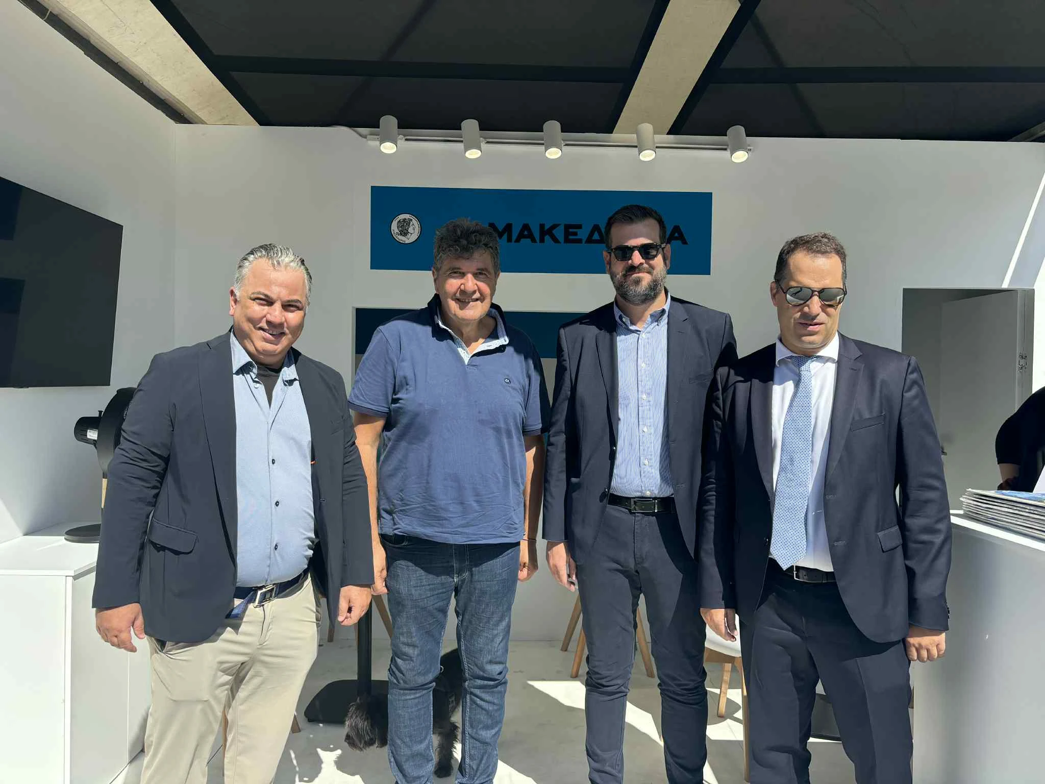 Αριστερά ο Ν. Μπρουζιώτης, στο κέντρο ο Μ. Αλεξανδρίδης και ο Ν. Τακάς και δεξιά ο Θ. Τζιρίτης&nbsp;