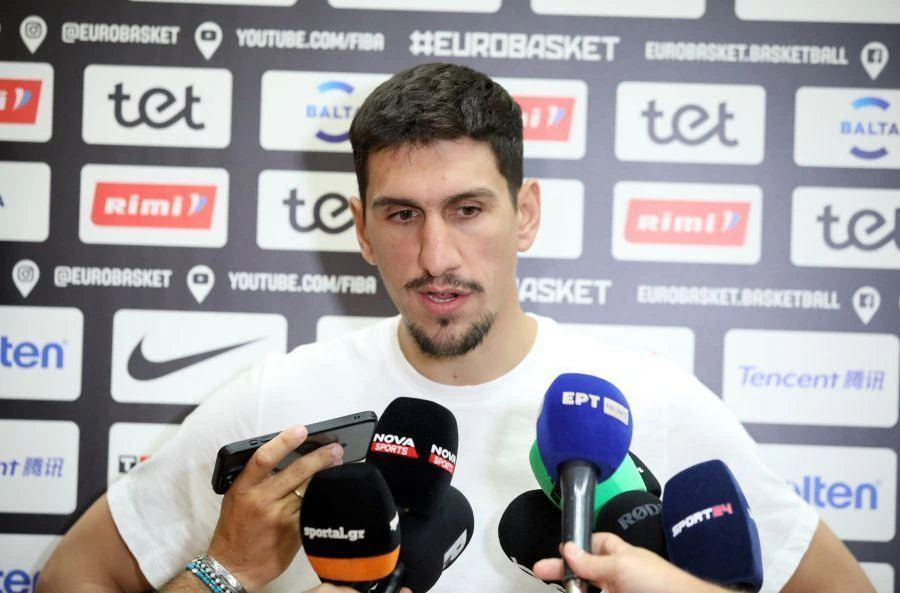 giannoulis-larentzakis.jpg