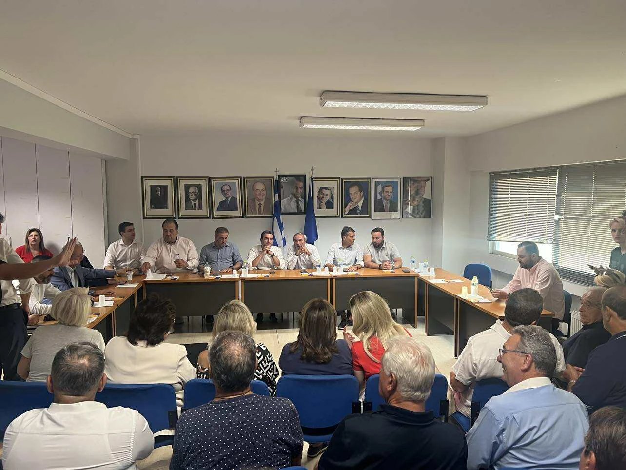 nea-dimokratia-4.jpg?v=0