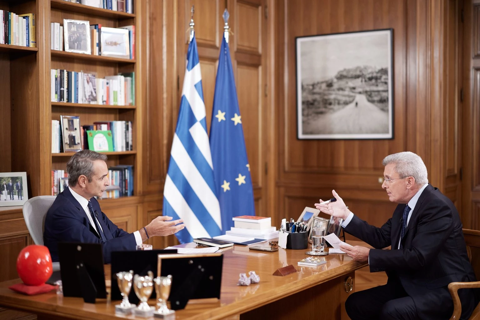 mitsotakis-sinenteuxi3.jpg?v=0