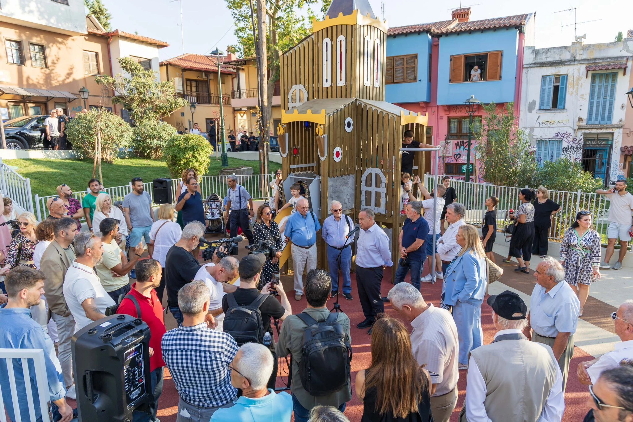 paidiki-xara-ano-poli2.jpg