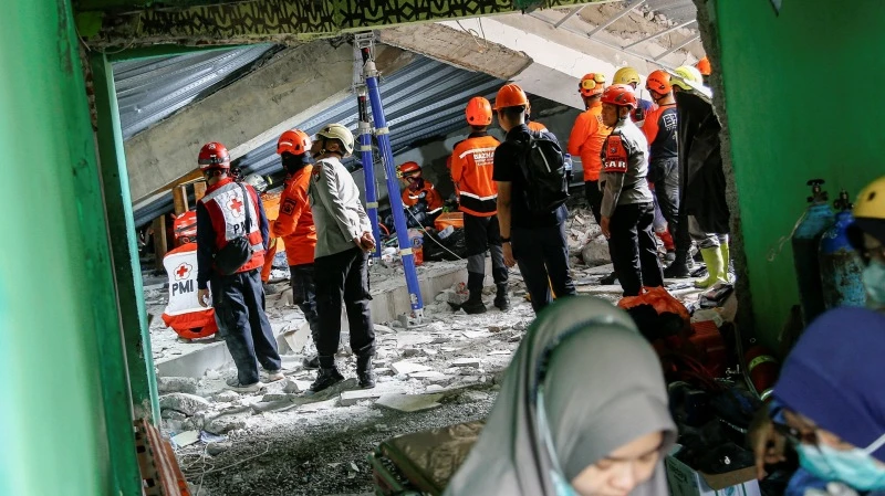 REUTERS