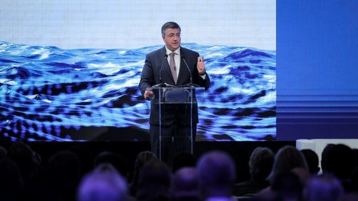 tzitzikostas3.jpg