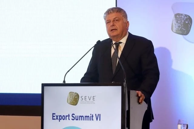 konstantopoulos.jpg