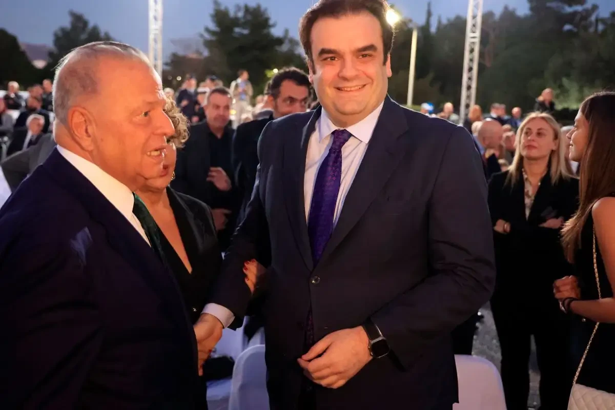 Κυριάκος Πιερρακάκης με τον Ευάγγελο Μυτιληναίο / ΓΙΩΡΓΟΣ ΚΟΝΤΑΡΙΝΗΣ/EUROKINISSI