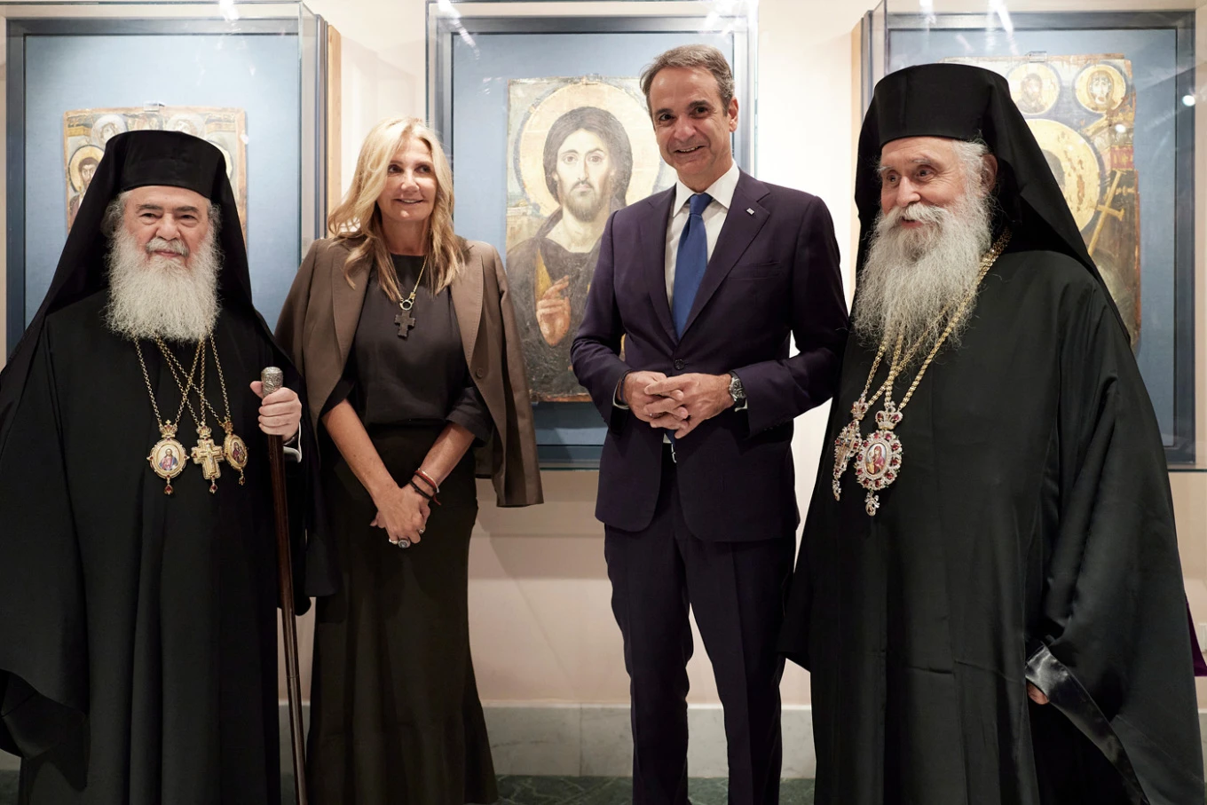 moni-sina-16.jpg?v=0