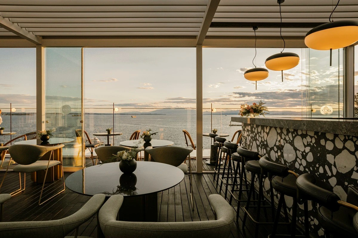 on-rooftop-4.jpg?v=0