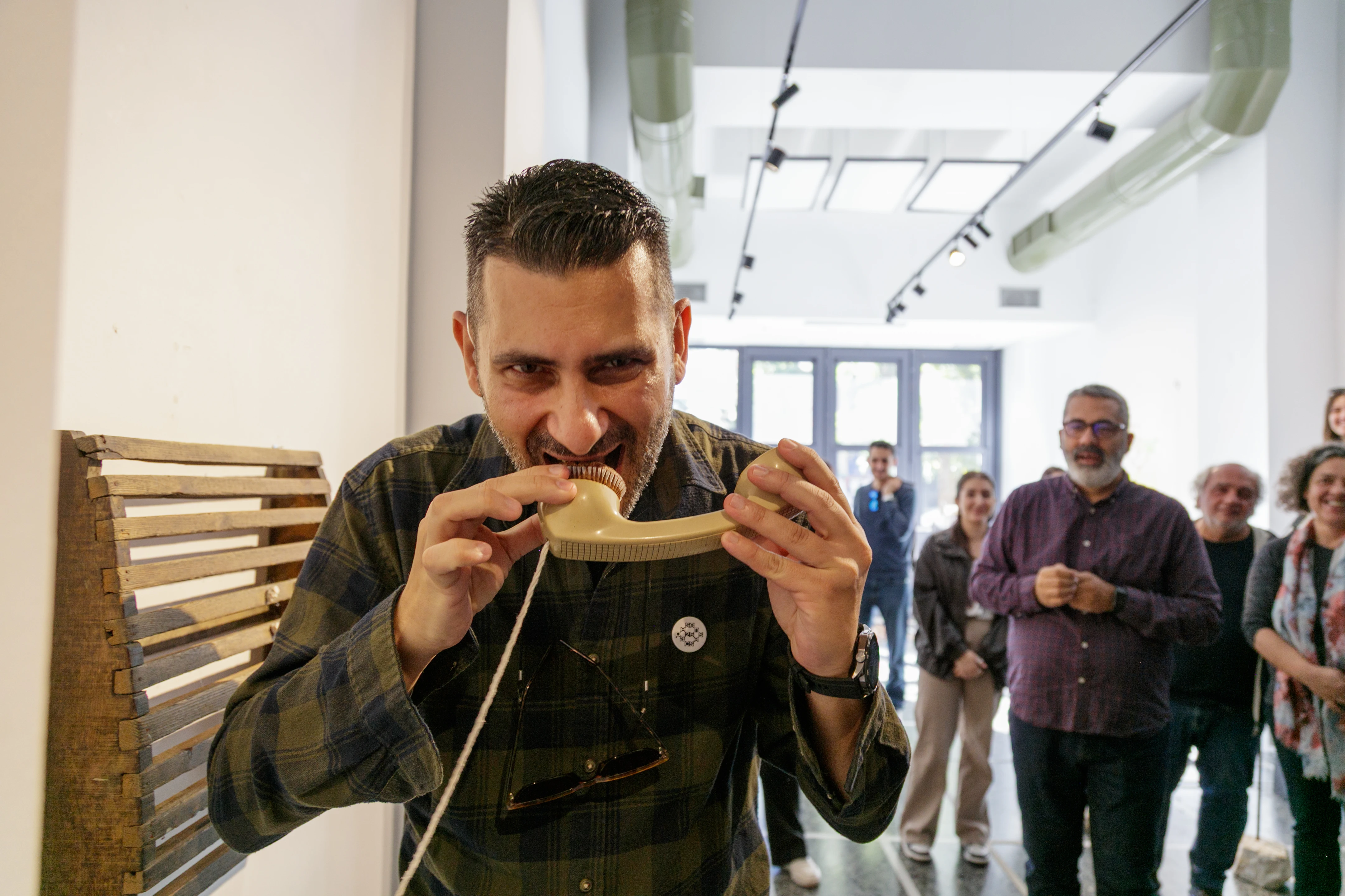 Επι-κοινωνώ, Φωτογραφία:&nbsp;Hichem Merouche ©OffStream2025