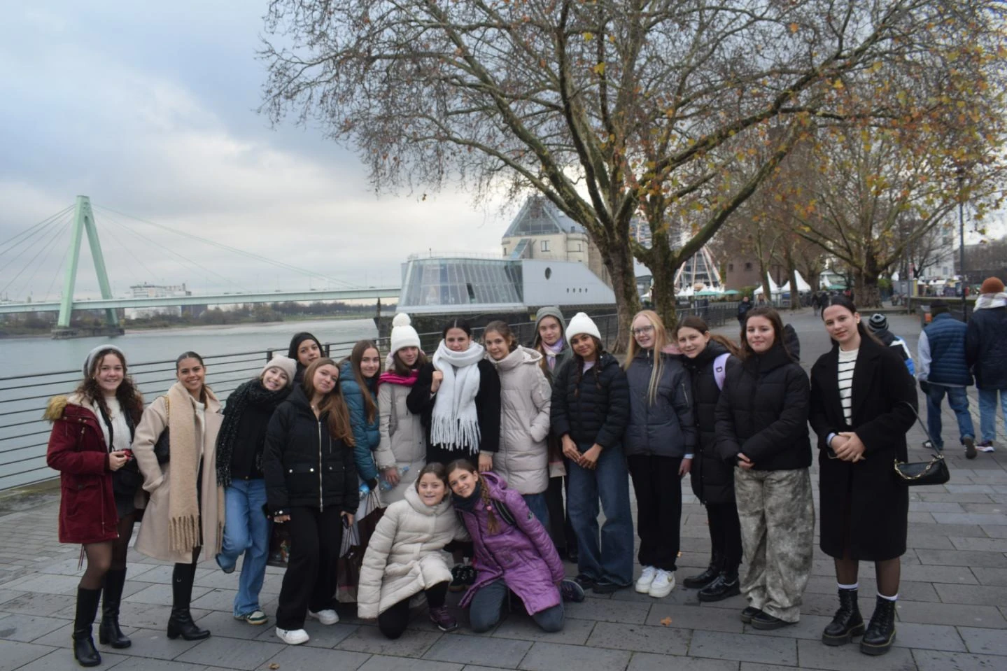 594276155-122250430778167901-7577517046857480026-n.jpg?v=0