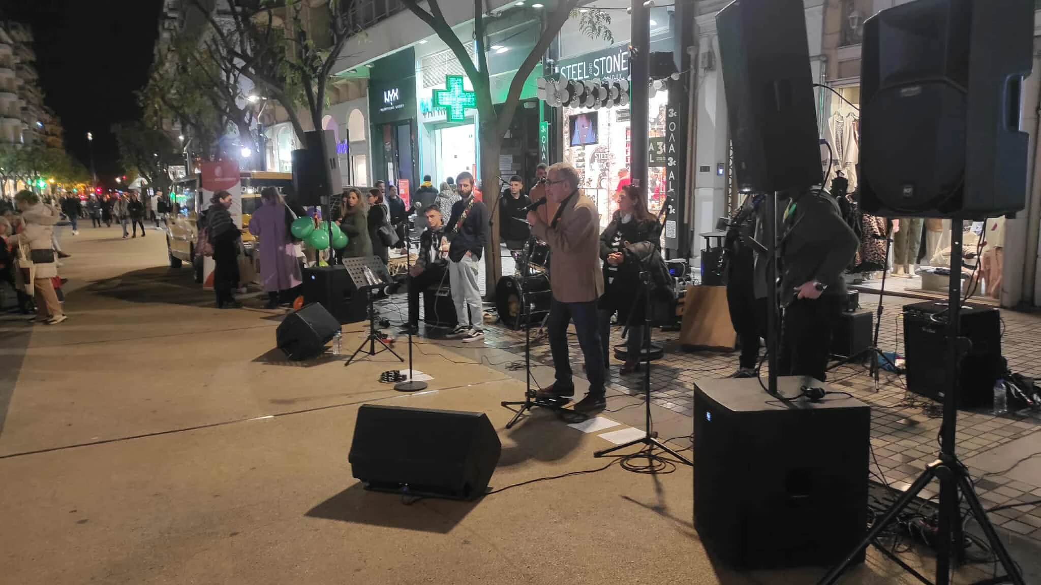 agia-sofia-drasi-kata-tis-emfylis-vias-6.jpg?v=0