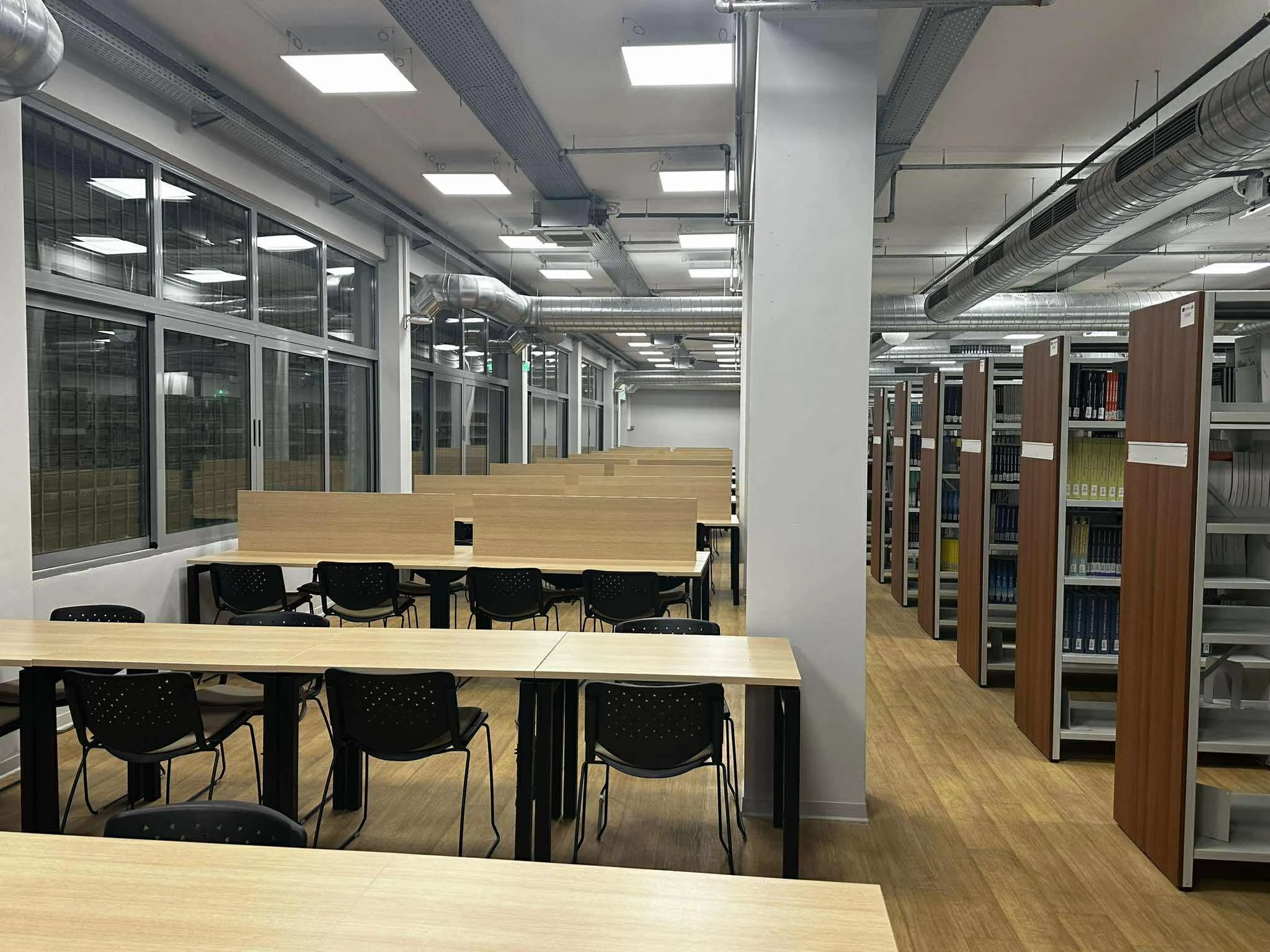 vivliothiki-theofrastos-5.jpg?v=0