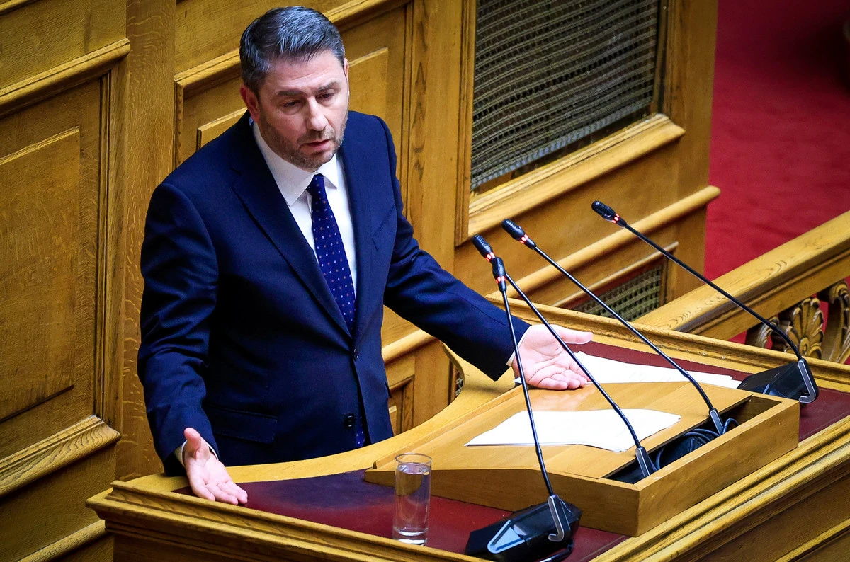 androulakis-Zt0Yk.jpg?v=0