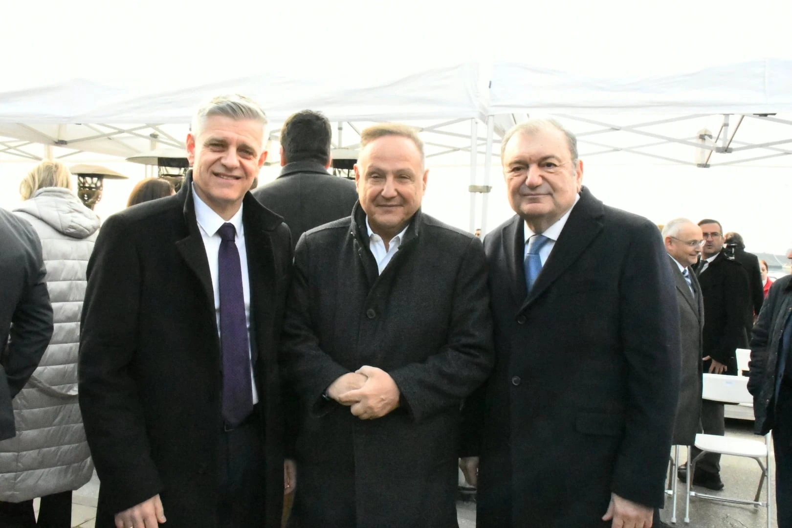 0e18aad6-85d9-431b-ab44-30f30913e68c.jpeg?v=0