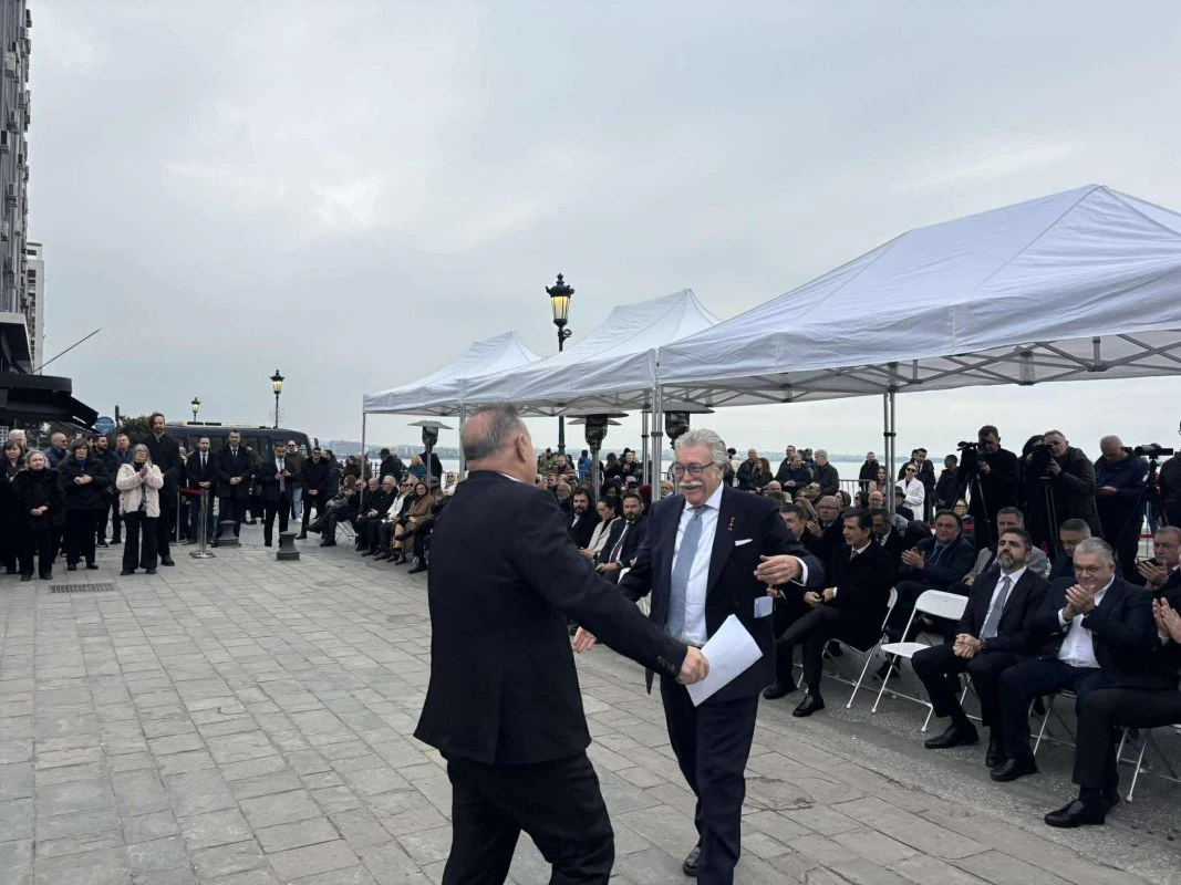 aggeloudis-saltiel-ekdilosi-mnimi-evraioi-olokautoma-ianouarios-2026003812026.jpg