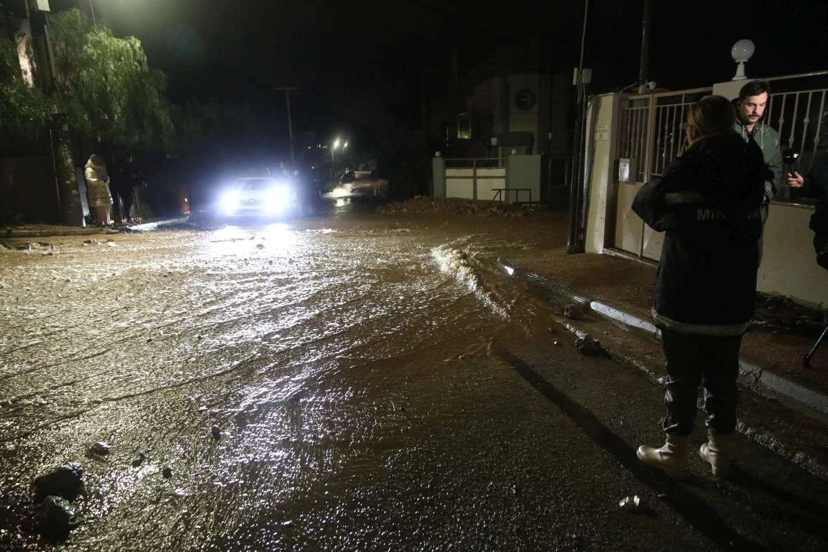 glyfada-plimmires-nekri-gynaika.jpg