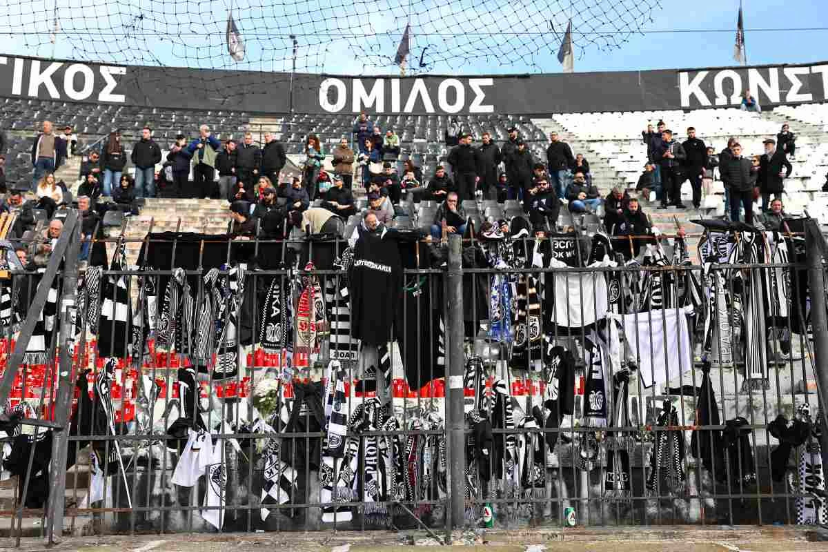 thyra4-nekroi-troxaio-romania2.jpg