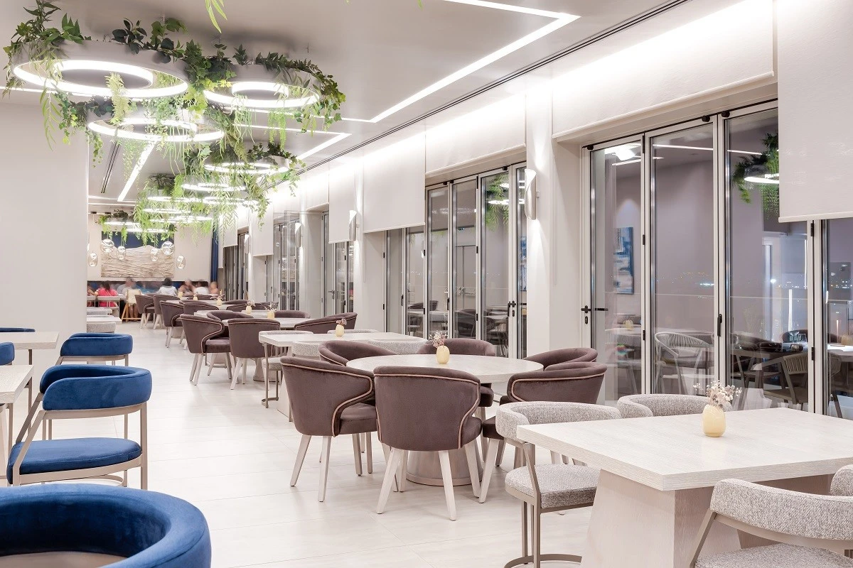 holiday-in-2.jpg?v=0