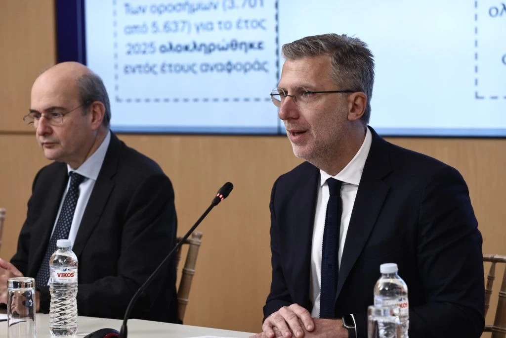 Παρουσιάζοντας με τον Κωστή Χατζηδάκη τον κυβερνητικό απολογισμό του 2025 και τον προγραμματισμό για τη φετινή χρονιά