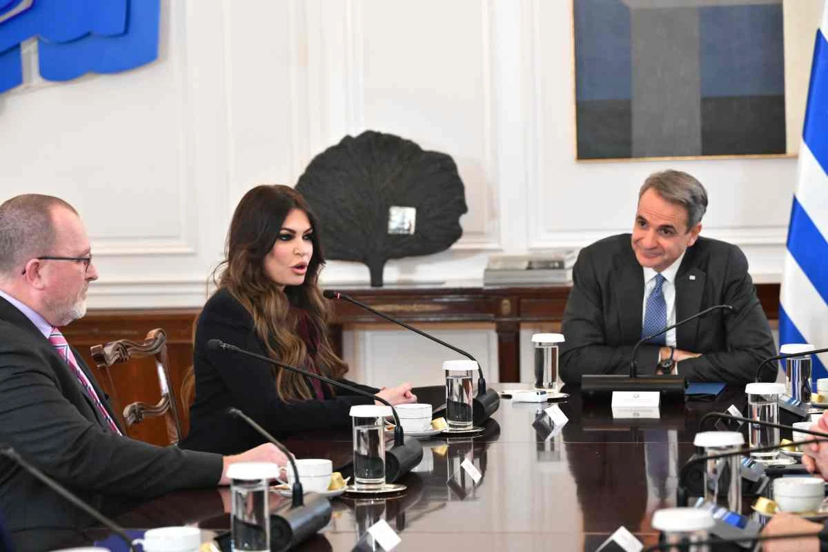 ypografi-chevron-helleniq-energy3.jpg?v=0