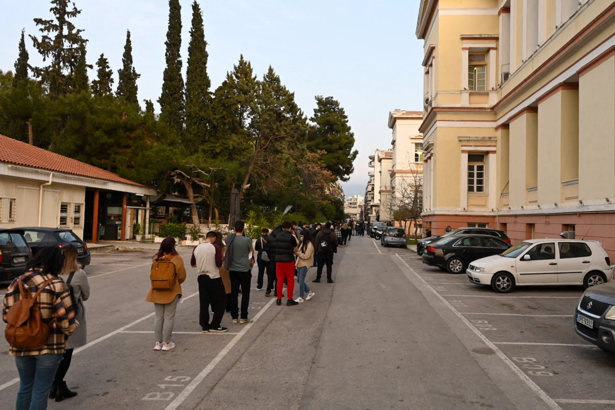 Ουρές στο νοσοκομείο από εθελοντές που σπεύδουν να δώσουν αίμα για τους τραυματίες - 1/03/2023&nbsp;(EUROKINISSI)