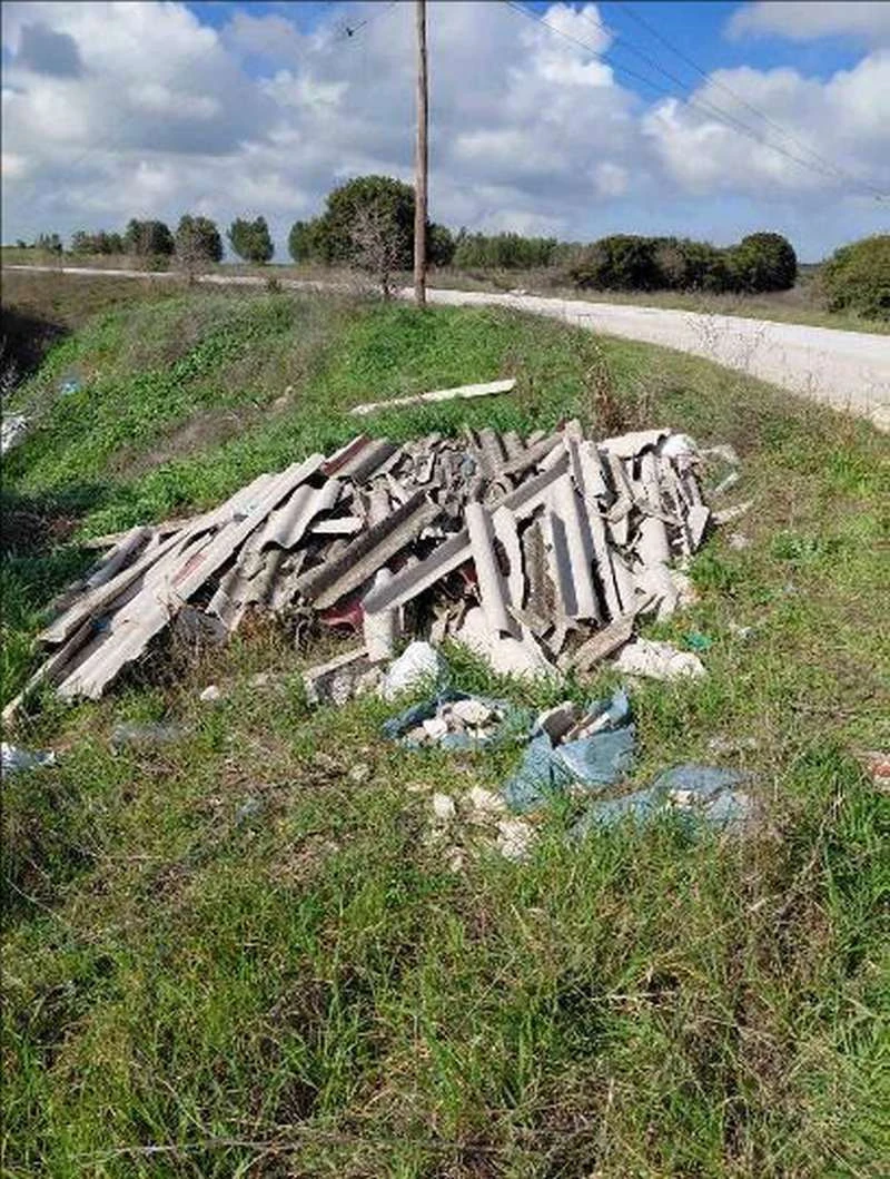 amiantos-sxolari2.jpg