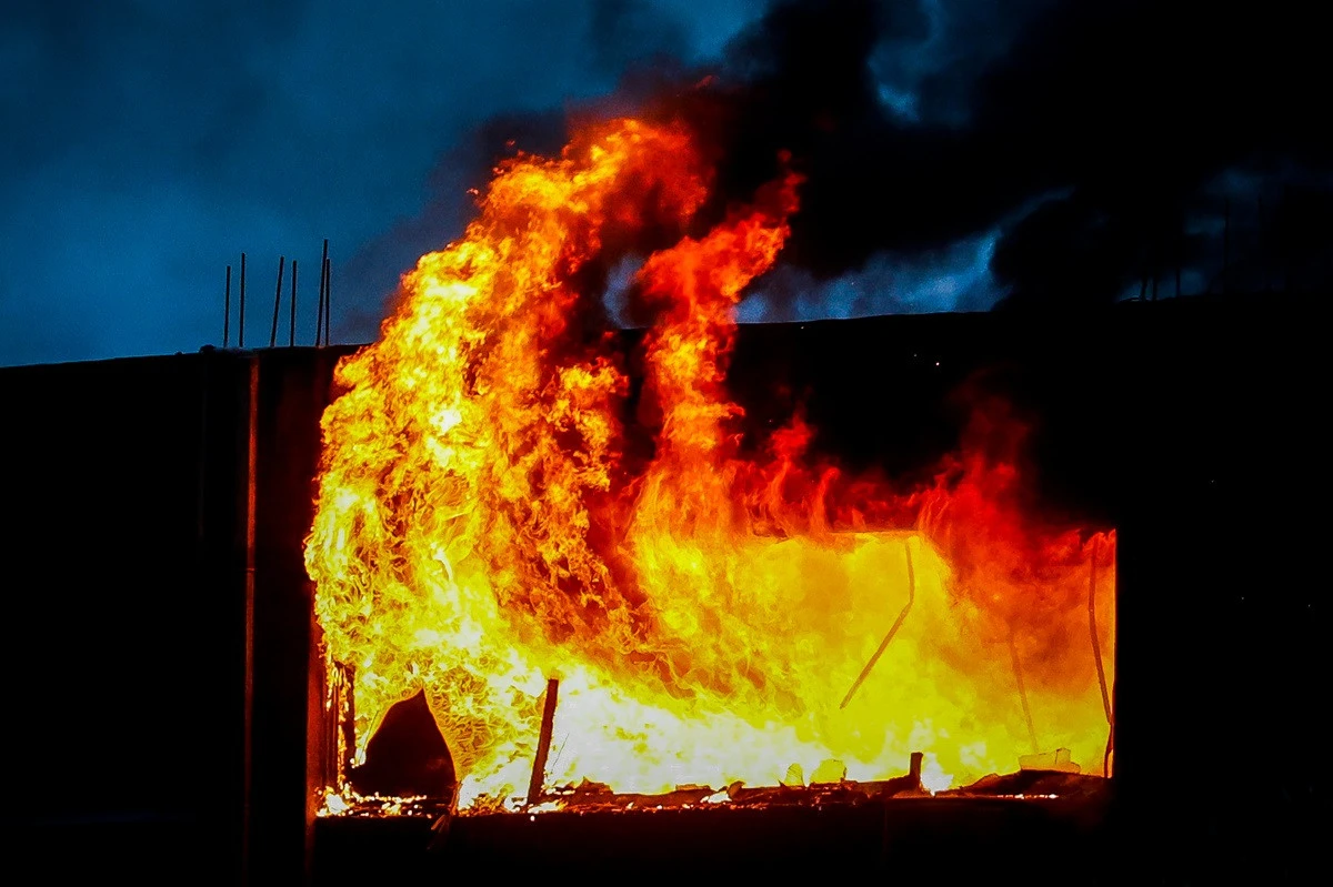 epixeirisi-spata-fire-1.jpg?v=0