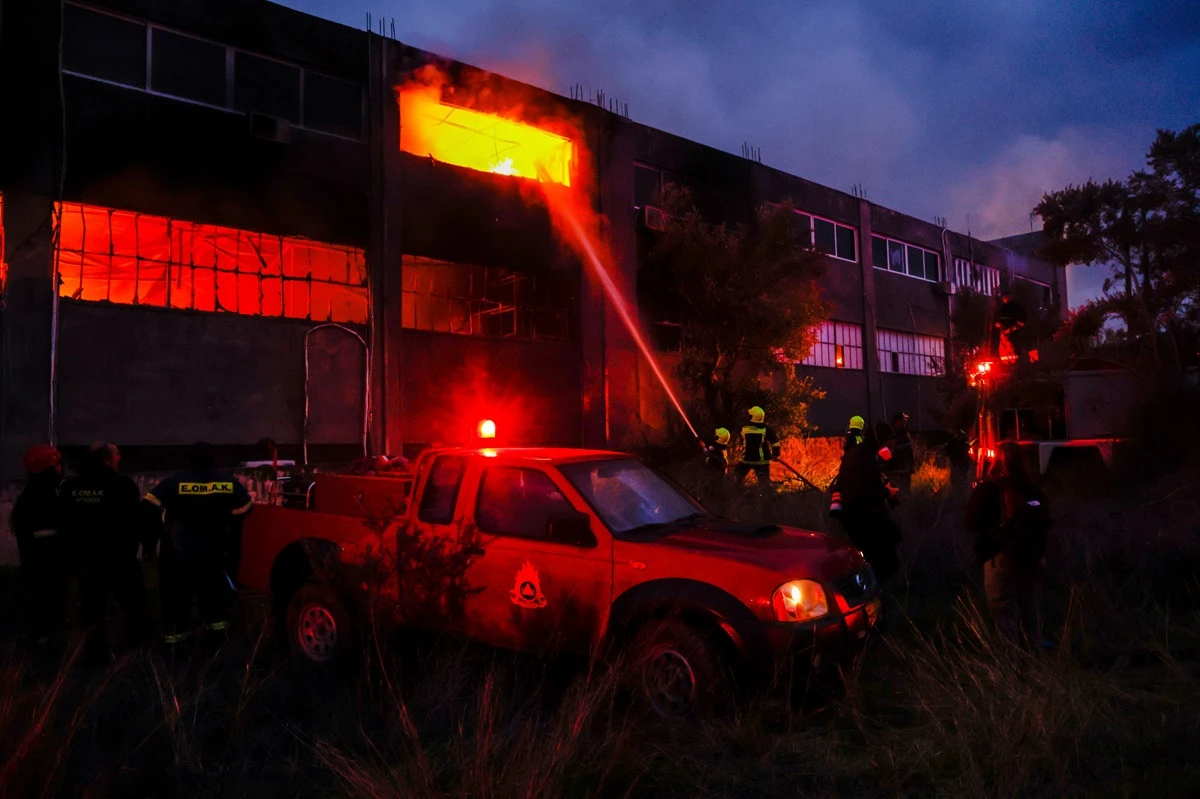 epixeirisi-spata-fire-2.jpg?v=0