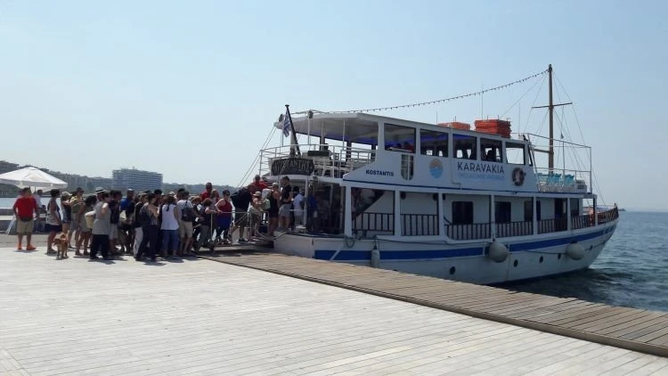 karavakia-anaxorisi-750x422.jpg