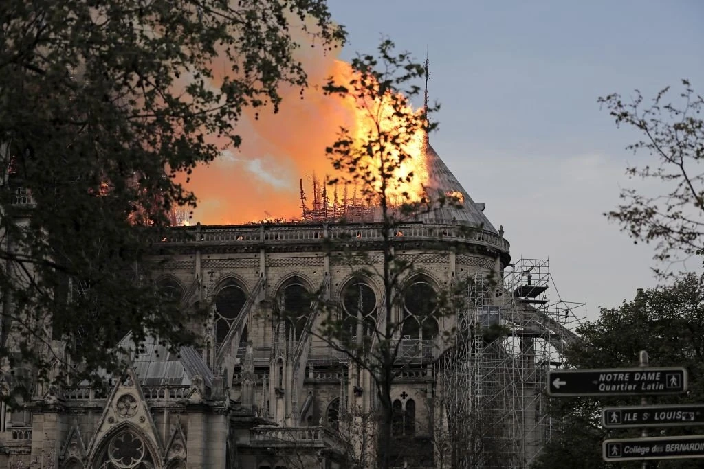 notre-dame-2.jpg