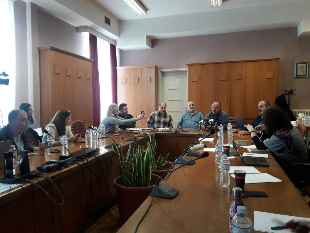 sunenteuxi-tupou-amnoerifira-pasxa-thessaloniki.jpg