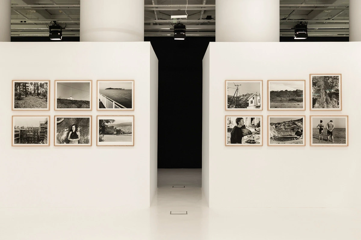 lanthimos-ekthesi-fotografias1.jpg