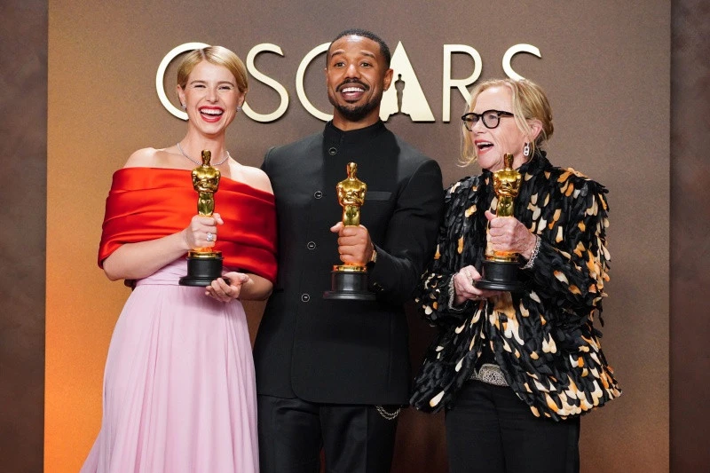 oscars-nikites.jpg