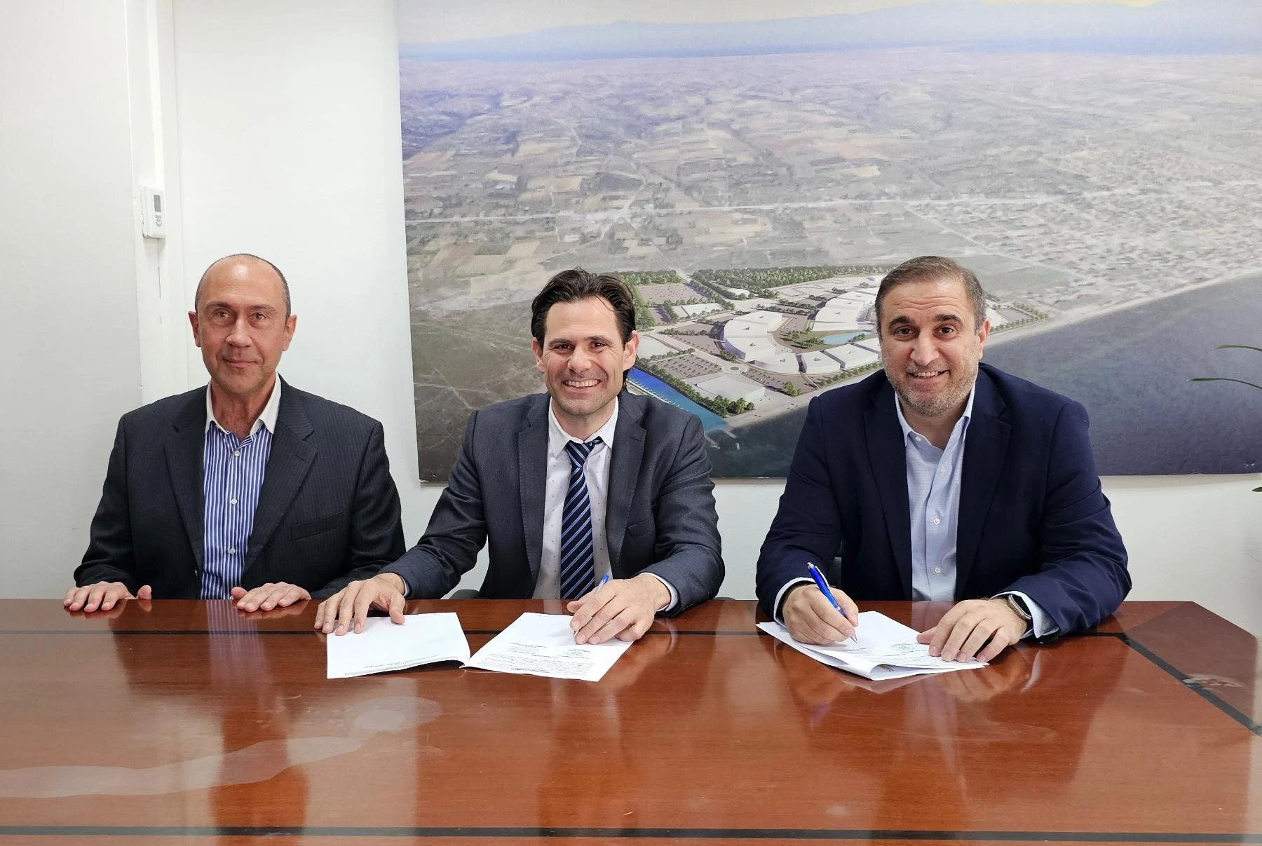 668255538-122289383534223217-3014227779750701347-n.jpg?v=0