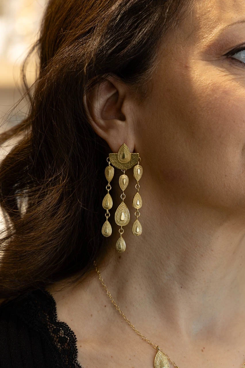 nu-modern-greek-12.jpg?v=0