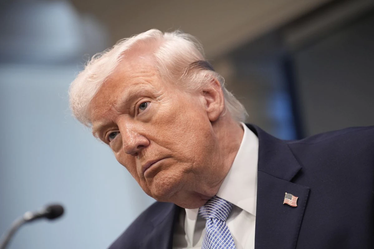 trump-oval-office-journalists-white-house-aprilios-0381.jpg?v=0