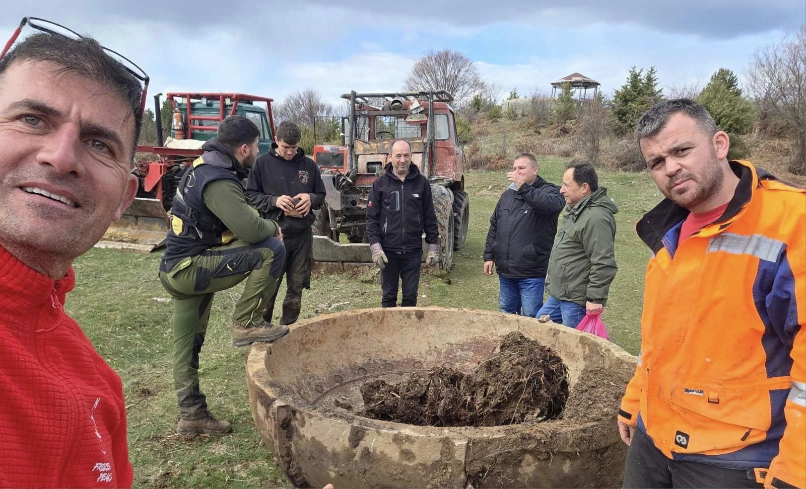 Πηγή φωτογραφίας: δήμαρχος Κάτω Νευροκοπίου Λευτέρης Ταμπουρίδης και ο δημοτικός σύμβουλος Ησαΐας Χατζηκωνσταντίνου