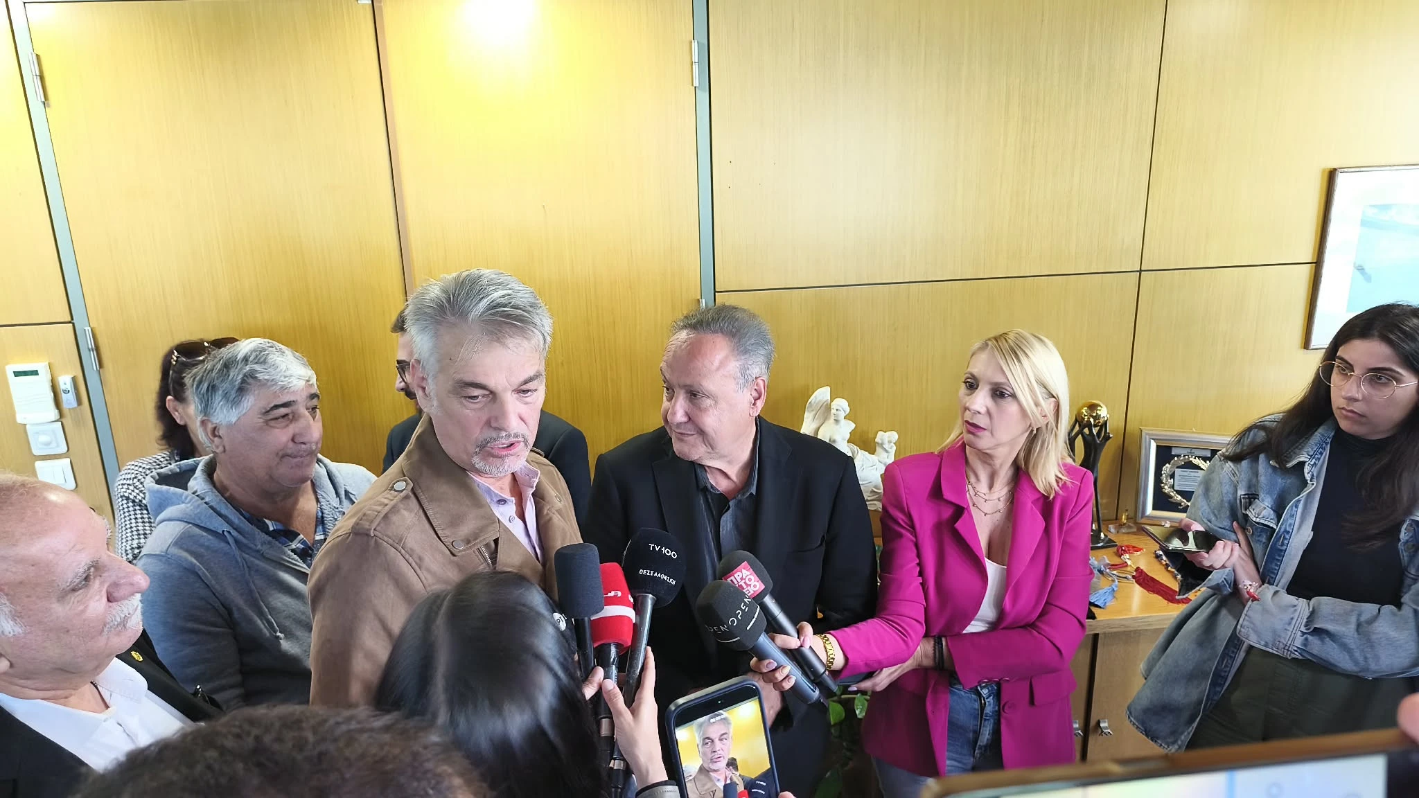 aggeloudis-ypalilloi-kathariotitas-4.jpg?v=0